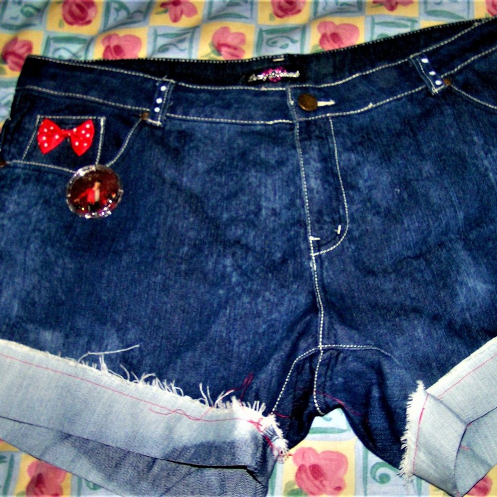 UPSCALED DENIM SHORTS
